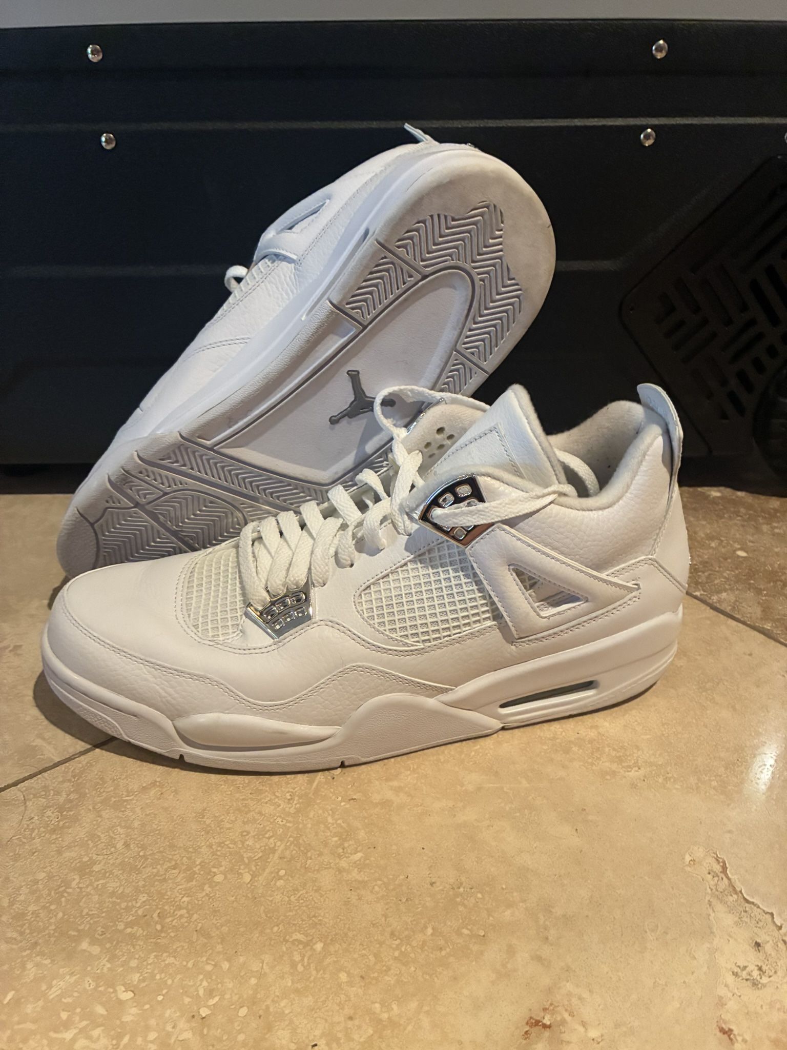 Nike Air Jordan 4 Retro - Silver Anniversary