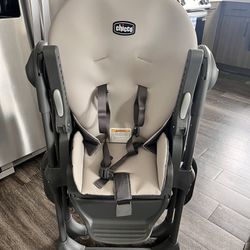 New Without Tags Chicco Polly High chair - Taupe