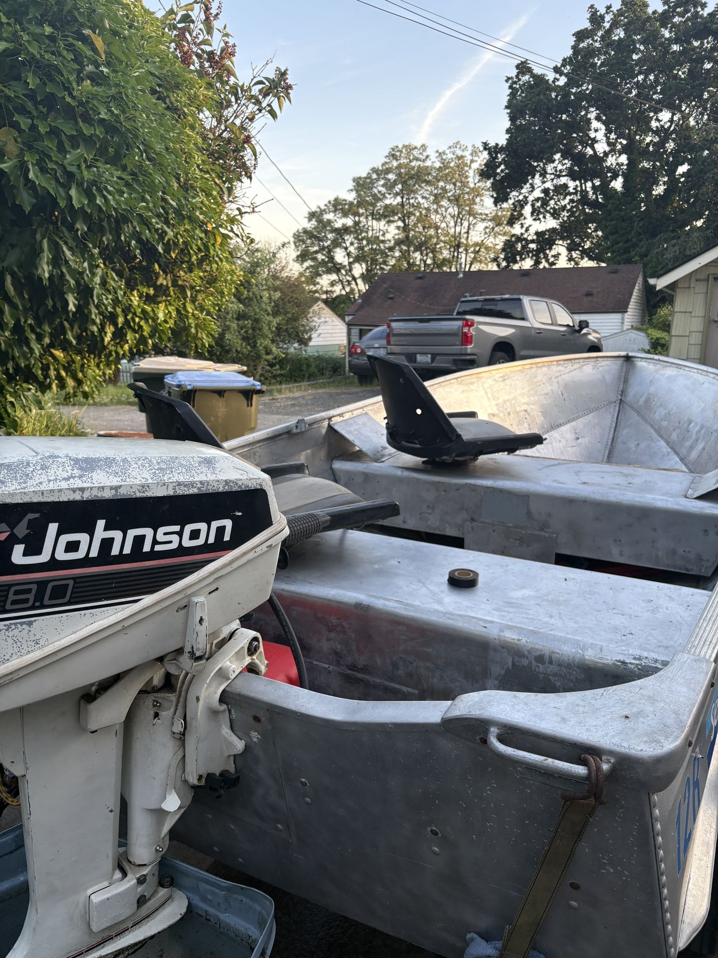 12’ Aluminum+Trailer