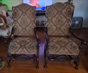 Louis 15 style chairs antique with channel fabric. For sale