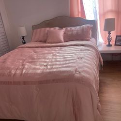 Full Pink Bed 