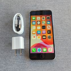 iPhone 6s - UNLOCKED - Like New  