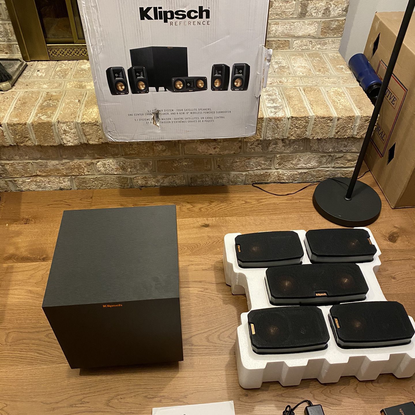 Klipsch Reference Theater Pack 5.1 CH Surround Sound System Speakers Subwoofer🔥