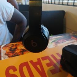 Beats Solo 4