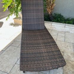 Patio Lounge Chairs