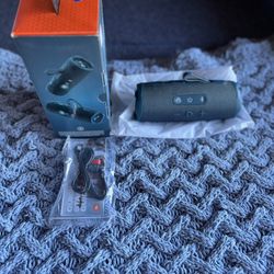 Deep Blue Portable Bluetooth Speaker