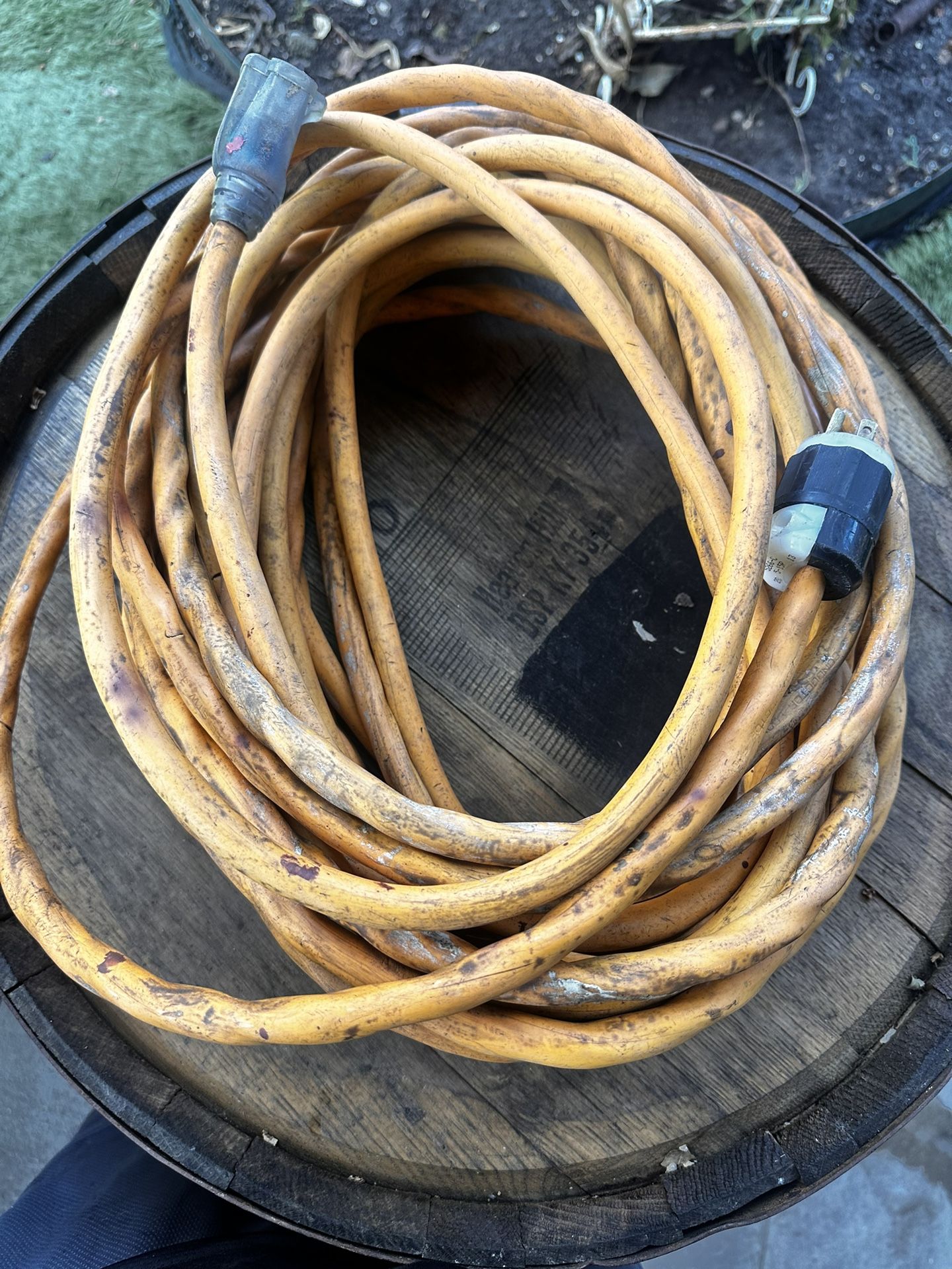 80ft 10 Gauge Extension Cord / Calibre 10 Estencion 80pies