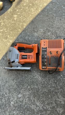 Rigid jig saw with charger