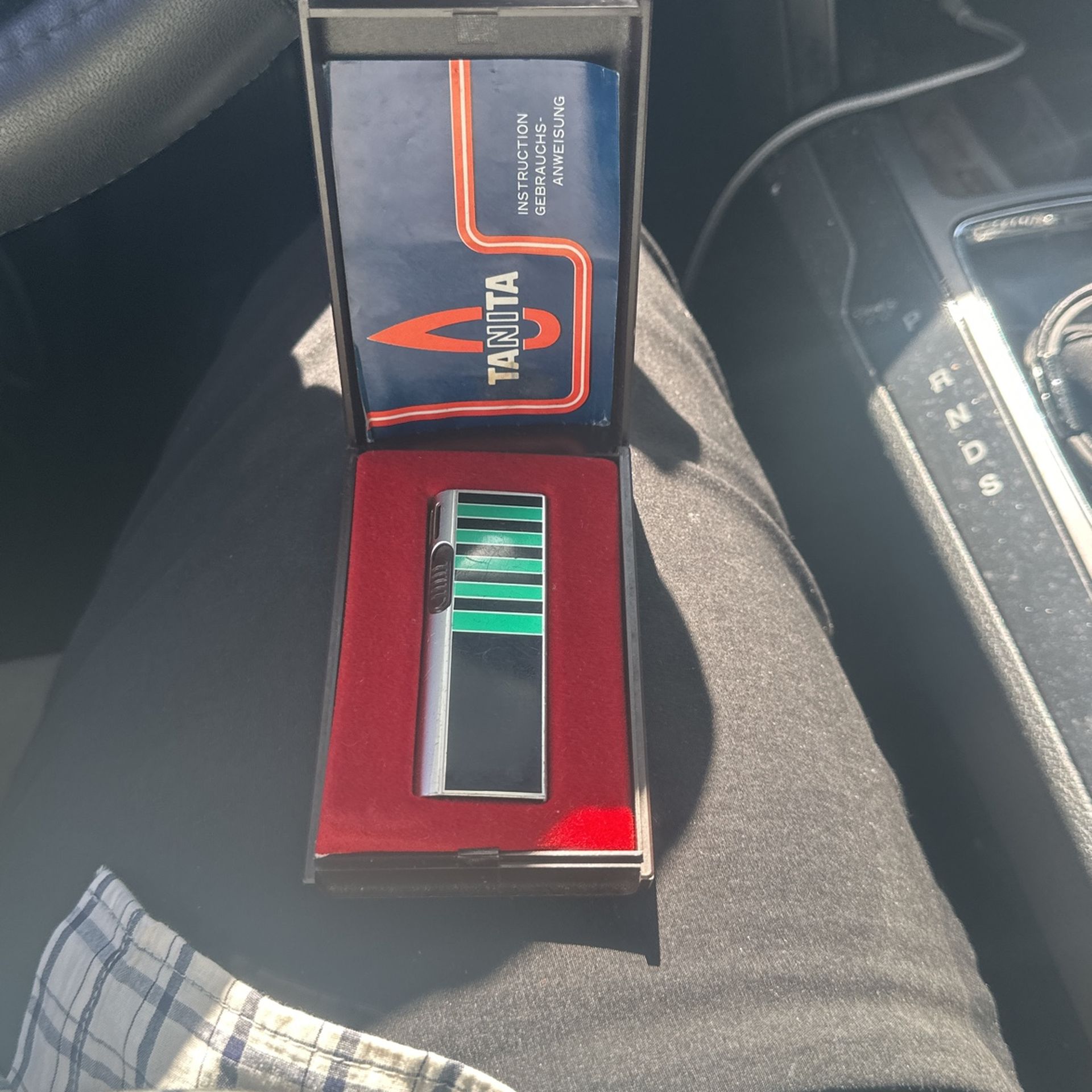 Tanita Lighter