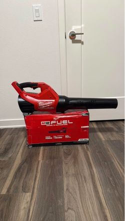 Milwaukee M18 FUEL 120 MPH 500 CFM 18V Lithium-Ion Brushless Cordless Handheld Blower (Tool-Only)