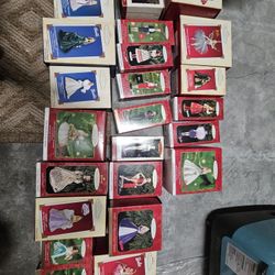 Bulk hallmark keepsake barbie and more Ornaments like new