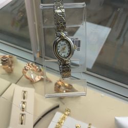 Decade Woman’s Wrist Watch 