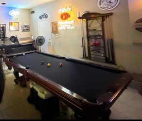 Pool table, pool sticks and all accessories