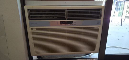 Frigidaire Air conditioner