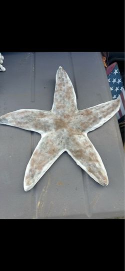Outdoor starfish decor