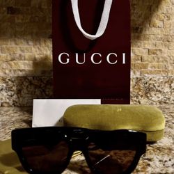 Gucci GG1422S Women’s Cat Eye Sunglasses Tortoise Shell Havana/Brown 55/19/145