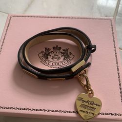 💜 New Juicy Couture Leather bracelet w/gold Heart Charm Bracelet, Y2K Juicy Couture Gold Heart Toggle Bracelet , Vintage juicy Couture Jewelry 