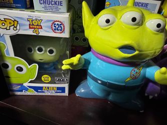 Toy Story alien piggy bank and pop combo