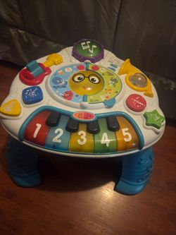 Baby Einstein Table
