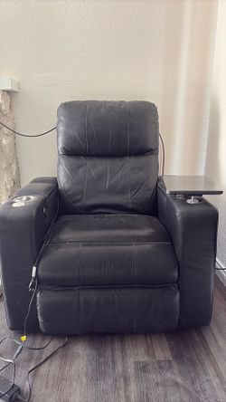 recliner sofa