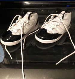Jordan Flights Size 10c