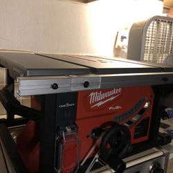 Table Saw Milwaukee 
