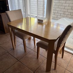 Kitchen table w/2-chairs