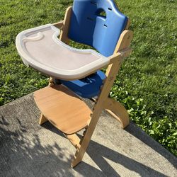Abiie Beyond High Chair