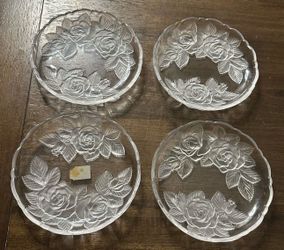 Lot of 4 Studio Nova Salad Plate 'Winter Rose' Embossed Frosted Roses 7" Round