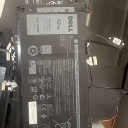 22 Dell And Lenovo Various Batteries.