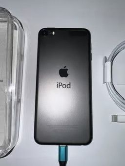 Apple iPod Touch 5th gen 64gb