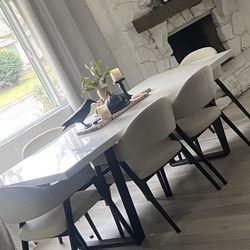 Dining table chairs