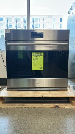 Wolf 30” E Series Transitional Built-In Single Oven