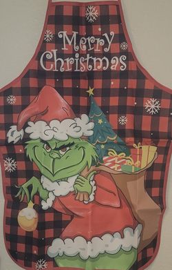 Christmas Aprons And Pillow Case Set.