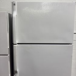 REFRIGERADOR de 28 Pulgadas