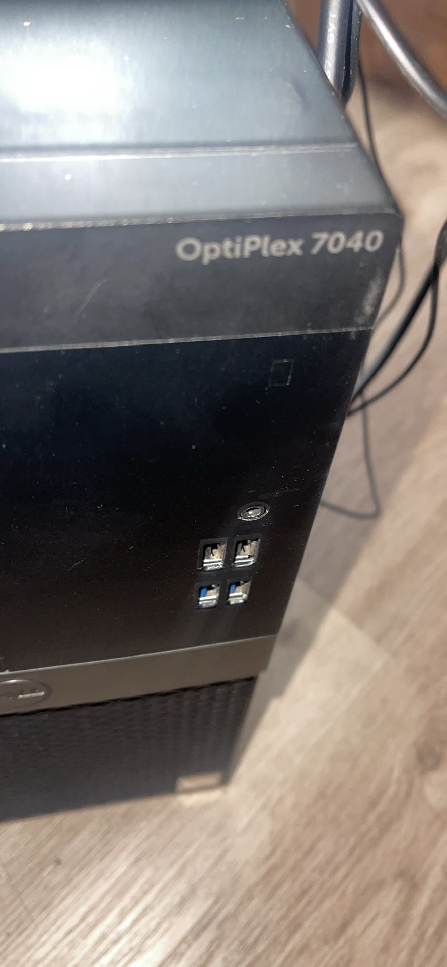 Good Running Dell Pc CPU I7 Gigs 16