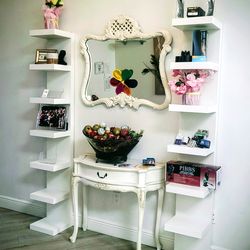 Mirror and table set up