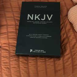 nelson signature bible 