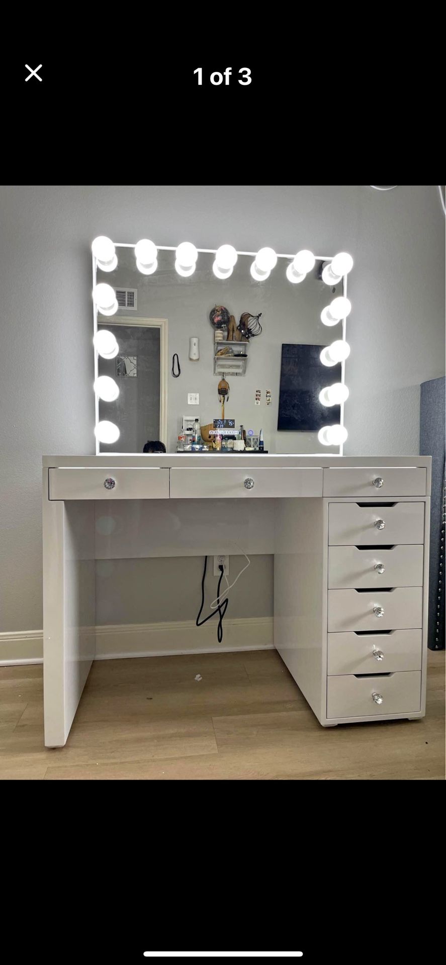 Glamorous Vanity Makeup Mirrors