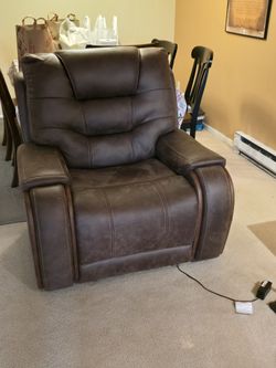 Electric Solo Recliner And Three-Seater Sofa