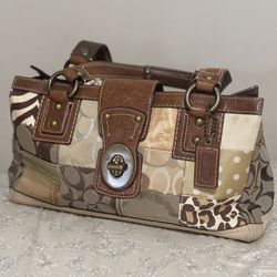 UFT Vintage coach Bagsss