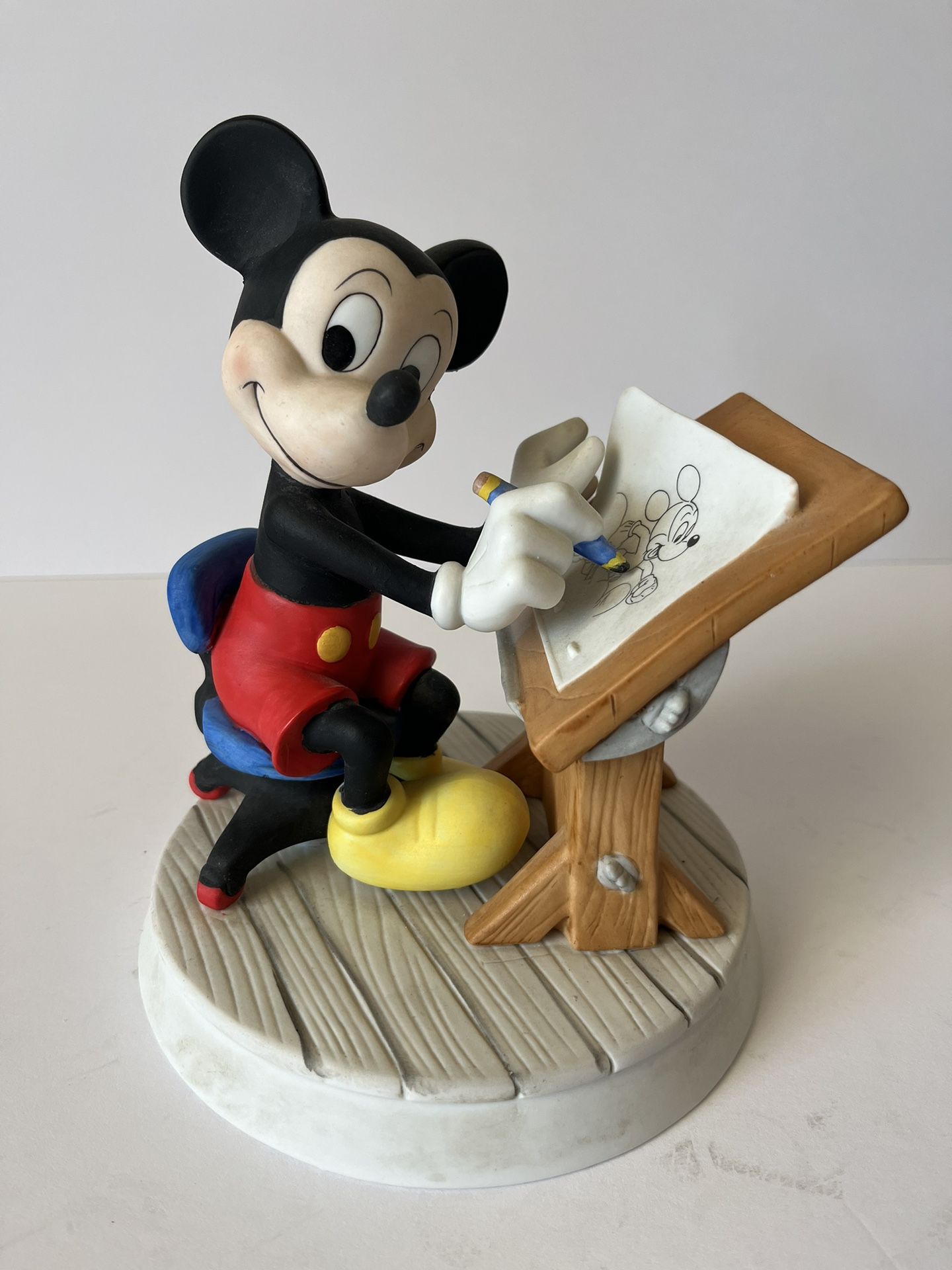 RARE Disney Mickey Mouse The Artist Drawing Himself Figurine 
