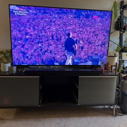 Long/wide Black TV Stand