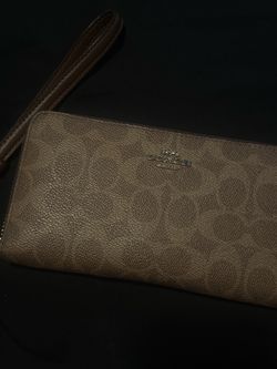 Woman coach wallet