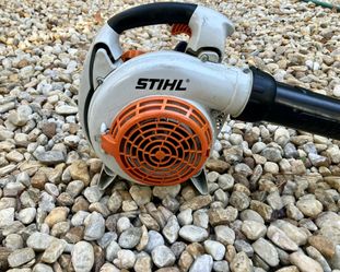 STIHL BG 86 - 166 MPH/444 CFM - HANDHELD LEAF BLOWER