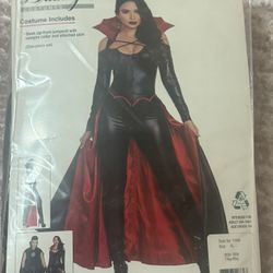 Costume
