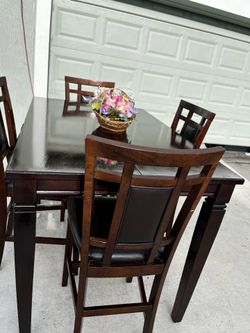 Dining table 4chairs