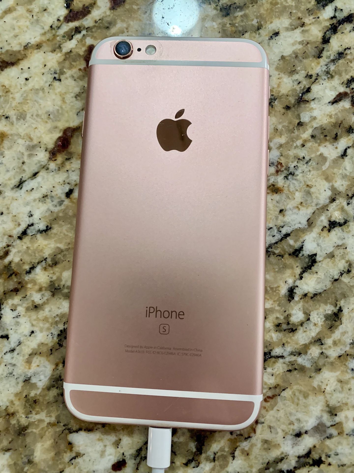 UNLOCKED iPhone 6s rose gold 128GB new battery!!