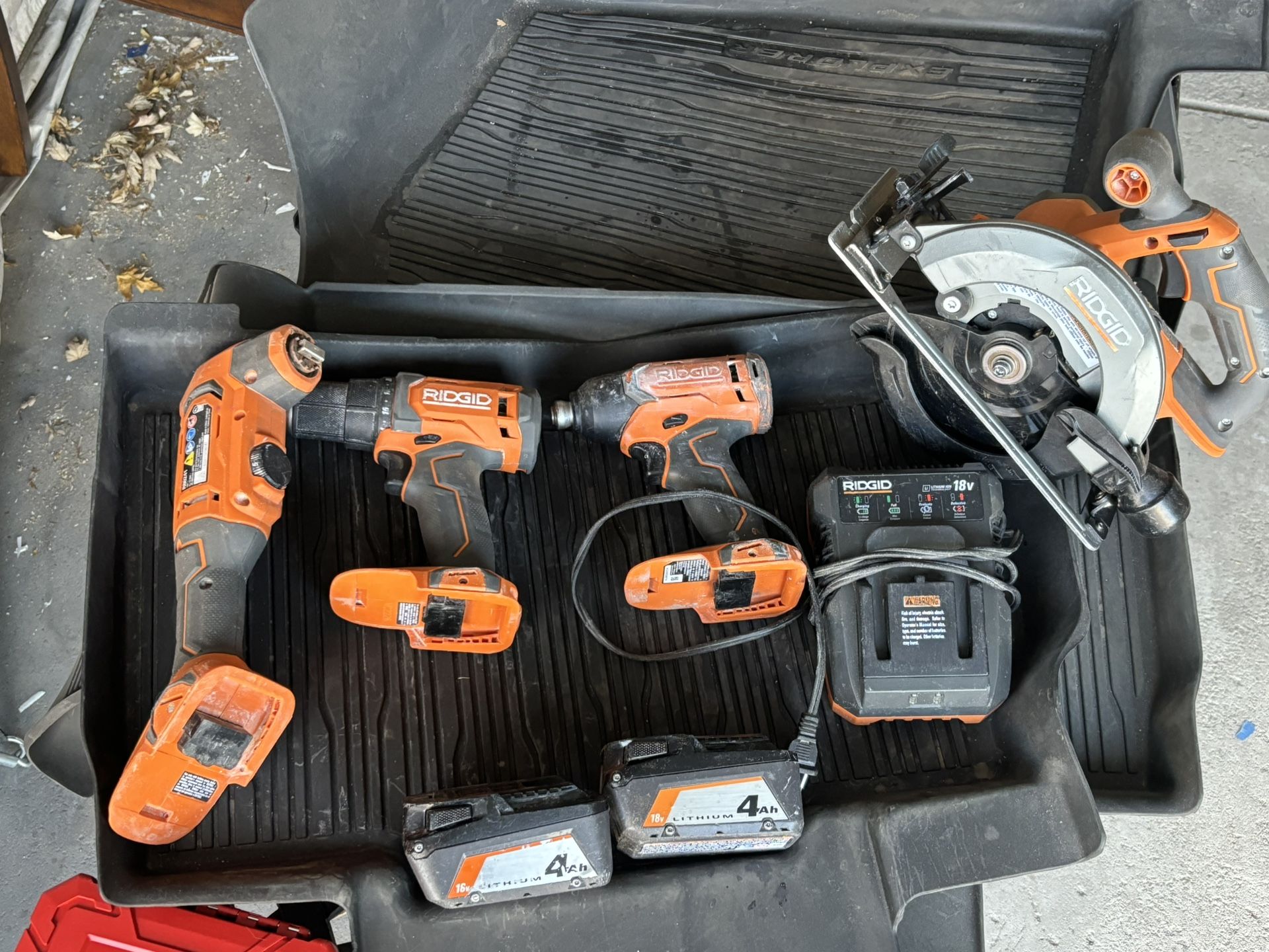 Ridgid Multi Power Tool Kit ( Slight Change Ë You
