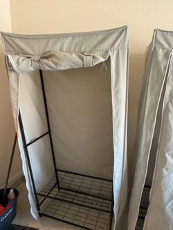 Portable Zippered Closet Storage
